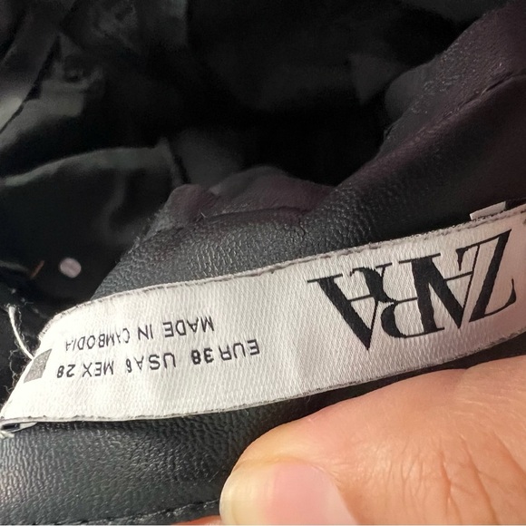Zara Faux Leather Black  Pants - Picture 8 of 8